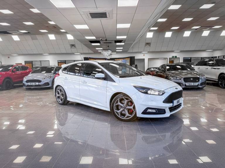 2015 Ford Focus 2.0T EcoBoost ST-3 5dr HATCHBACK PETROL Manual