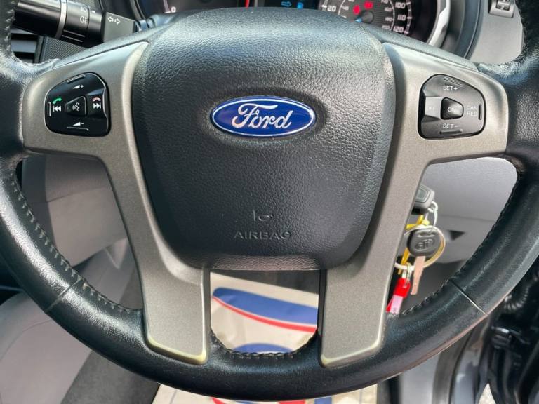 2013 Ford Ranger 2.2 LIMITED 4X4 DCB TDCI 4d 148 BHP PICK UP Diesel Manual