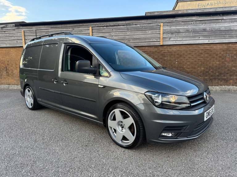 Volkswagen Caddy 2.0 TDI BMT 102ps Startline CREW VAN 5 SEATS LOW MILES STUNNING