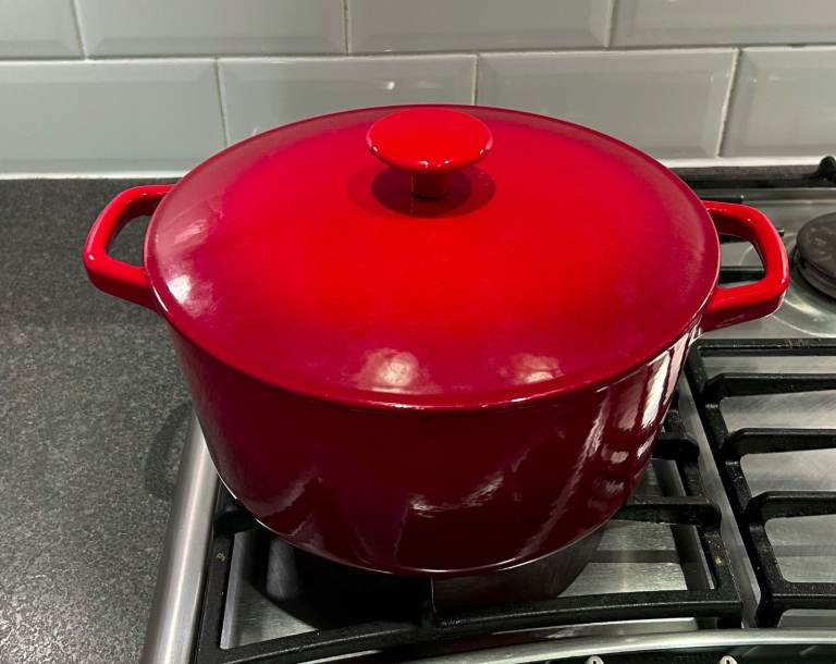 Casserole dish + lid