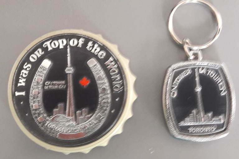 Keyring and bottle opener magnet Toronto BRAND NEW Chunky silver metallic– post or collect