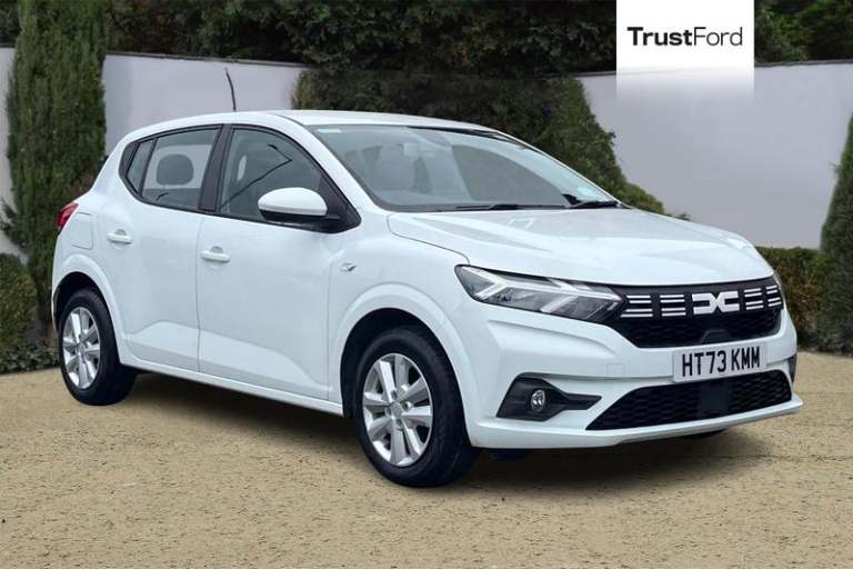 2023 Dacia Sandero EXPRESSION | Rear View Camera | Satellite Navigation | Cruise Contorl Manua Ha...