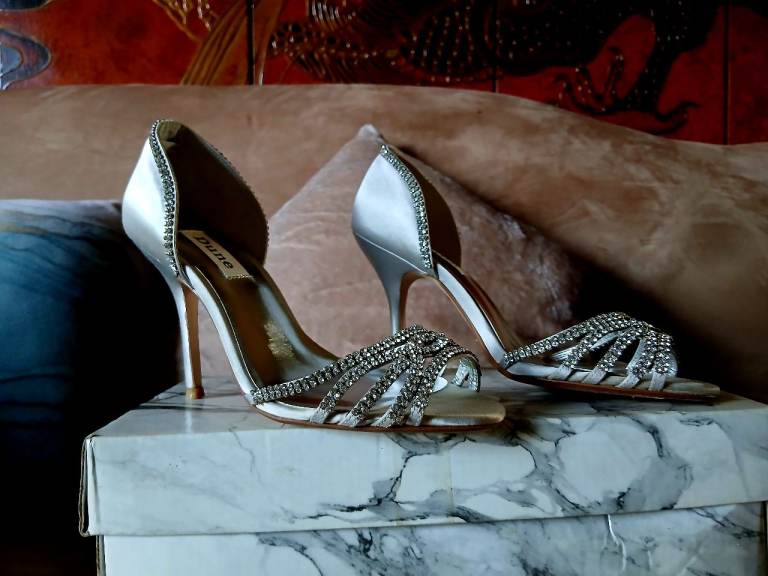 Dune sz 3 Champagne Gold Diamonte shoes