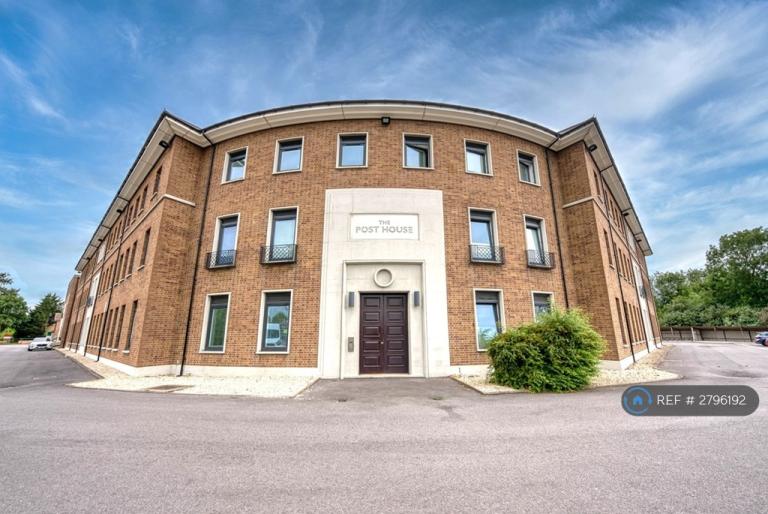 2 bedroom flat in The Post House, Gloucester, GL4 (2 bed) (#2796192)