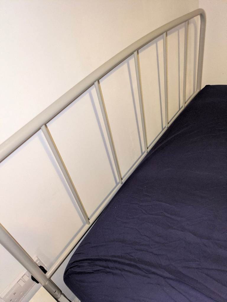 Brand new double bed frame with free mattress 