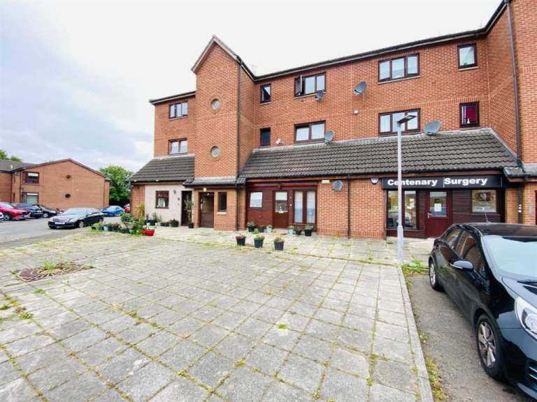 1 Bed Flat in popular area in Coatbridge