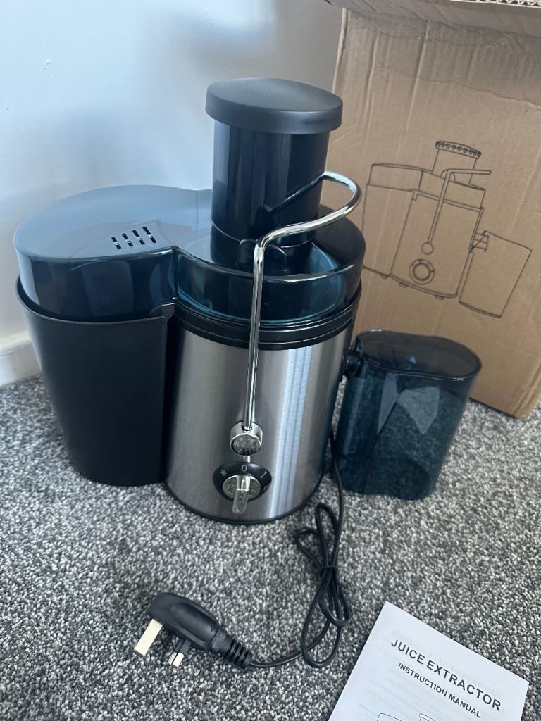 Fresh vegetables and fruits juicer machine 