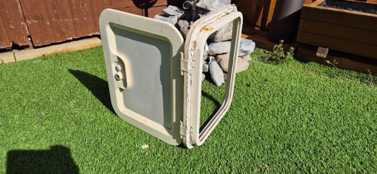 THETFORD and other toilet doors with frames for camper caravan motorhome.