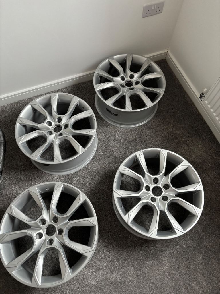 Skoda 5x112 18” alloy wheels 