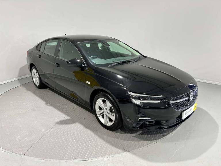 2020 Vauxhall Insignia 1.5 Turbo D SE Nav 5dr Auto HATCHBACK DIESEL Manual