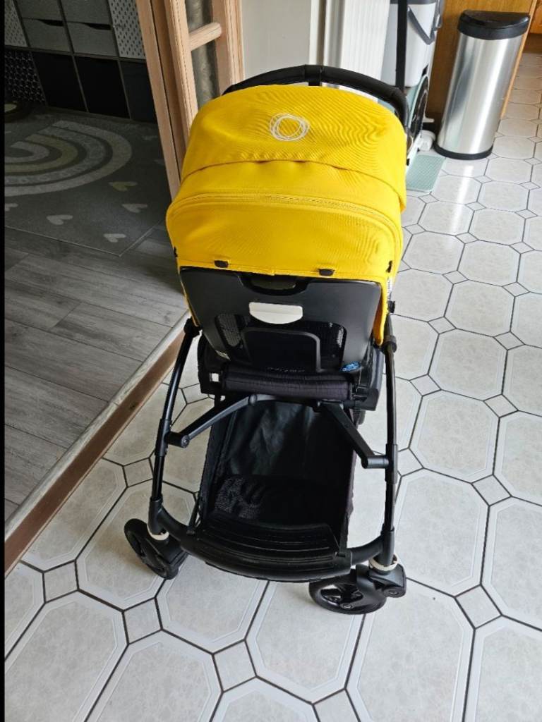 Bugaboo bee 6 pushchair and carrycot