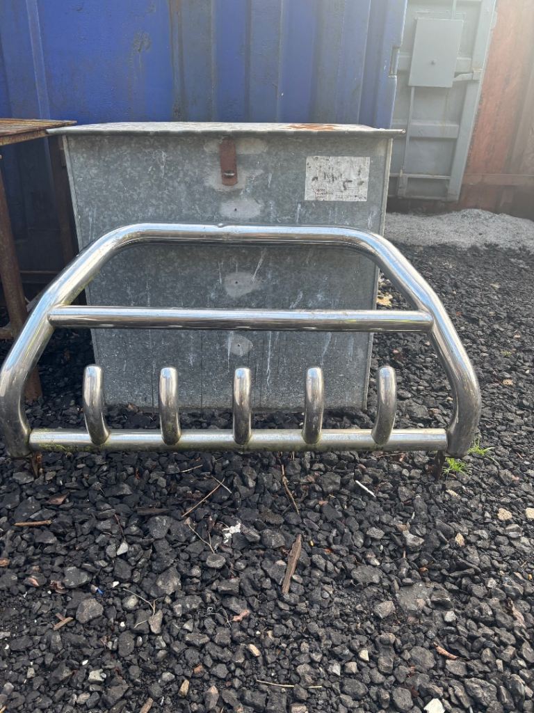 2 nudge bars and side bars