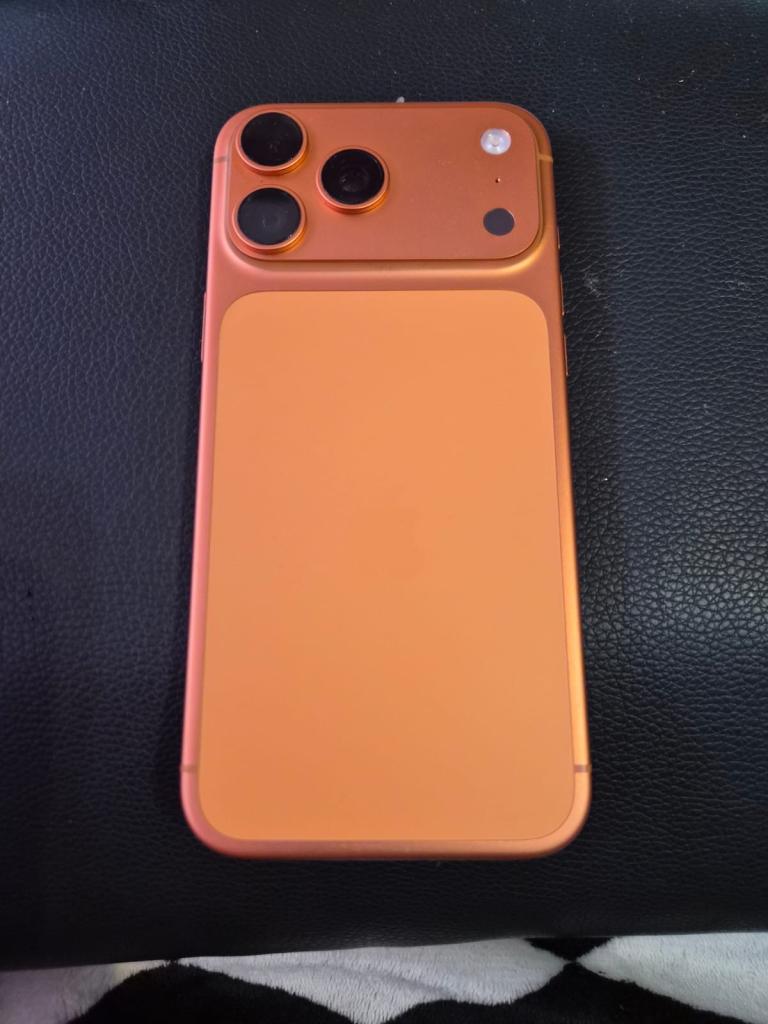 iPhone 17 256GB Pro Max am like to swap for electric bike 