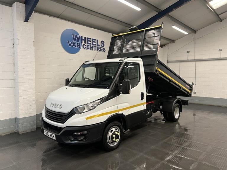 2022 Iveco Daily 2.3D HPI 14V 35C 3000 Chassis Double Cab 4dr Diesel Manual SWB Euro 6 (s/s) Tipp...