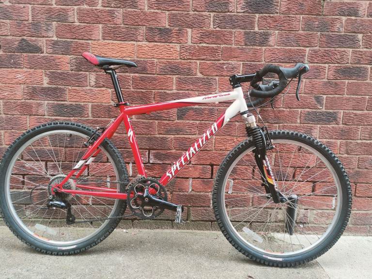 Specialized hardrock 19 inch gravel bike 