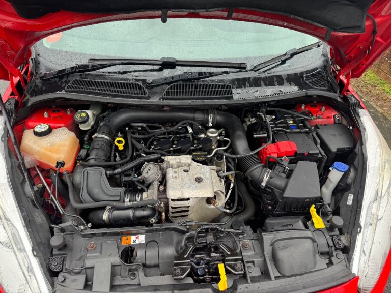 Ford, FIESTA, Hatchback, 2015, Manual, 998 (cc), 3 doors