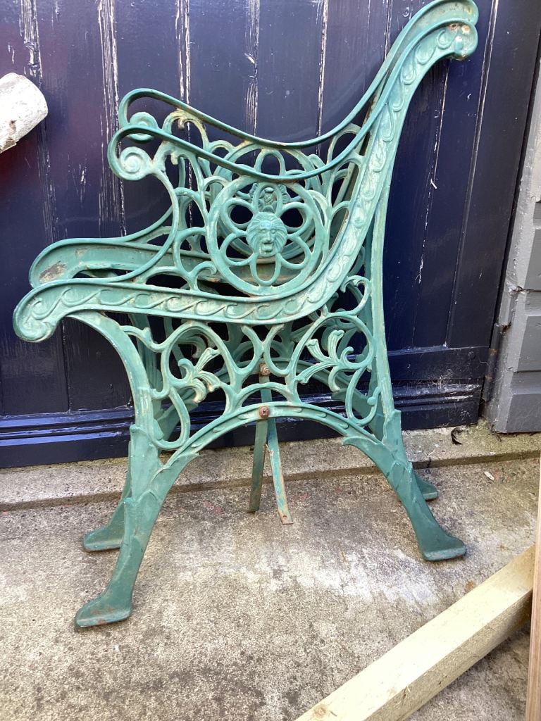 image for VINTAGE CAST BENCH ENDS 