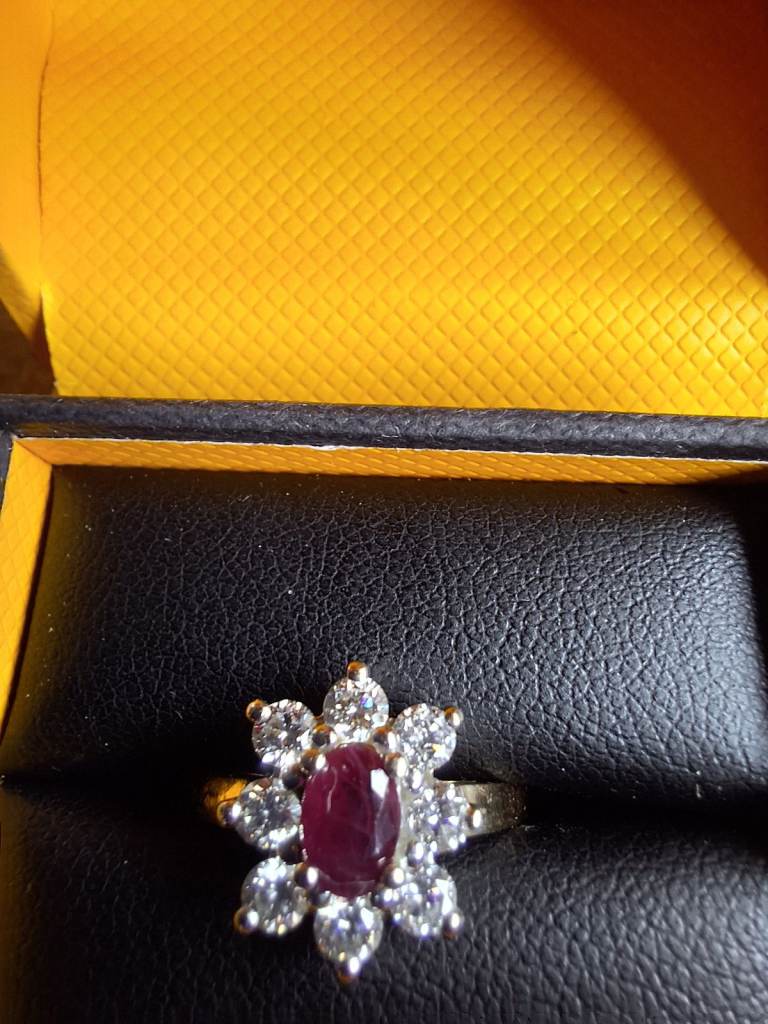 9ct Gold Ruby/Diamond Ring 