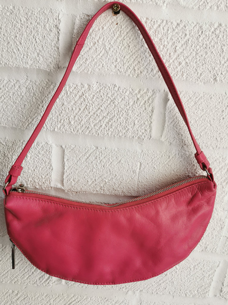 Y2K Suzy Smith Soft Leather Fuscia Pink Clutch Style Bag