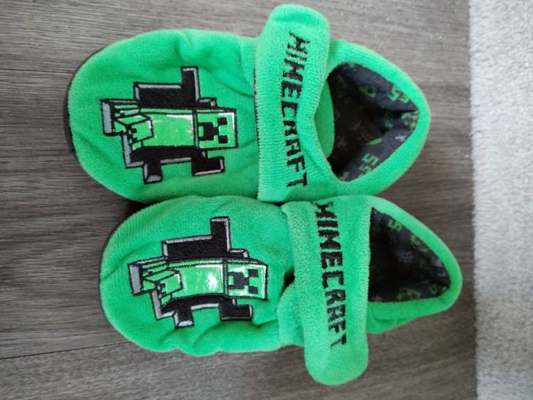 Minecraft slippers 