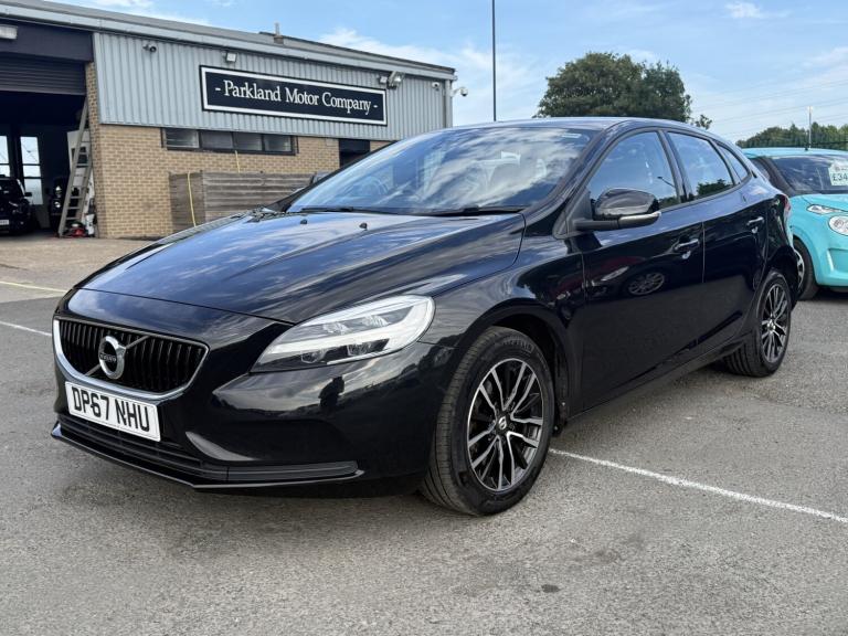 VOLVO V40 2.0 Momentum T2 2018