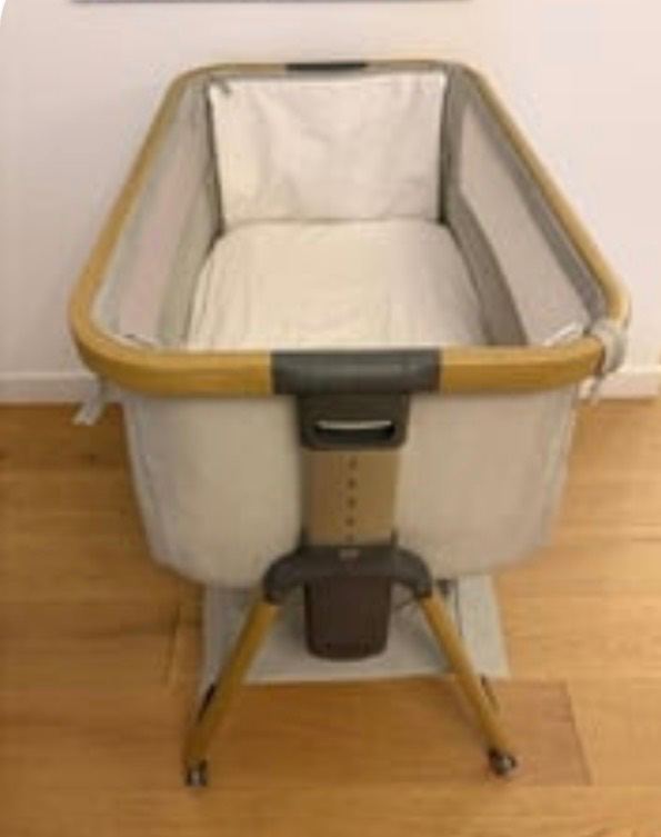 Tutti Bambini CoZee Air Bedside Crib – Scandinavian Walnut & Ecru