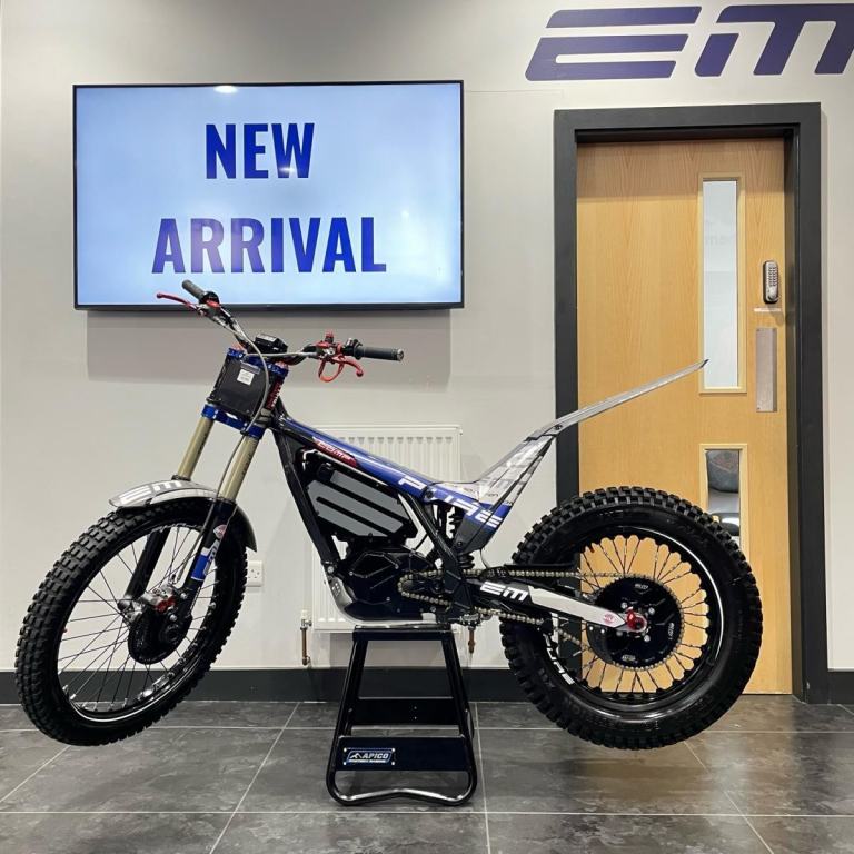 2022 EM EPURE COMP **IMMACULATE CONDITION** USED ELECTRIC TRIALS BIKE