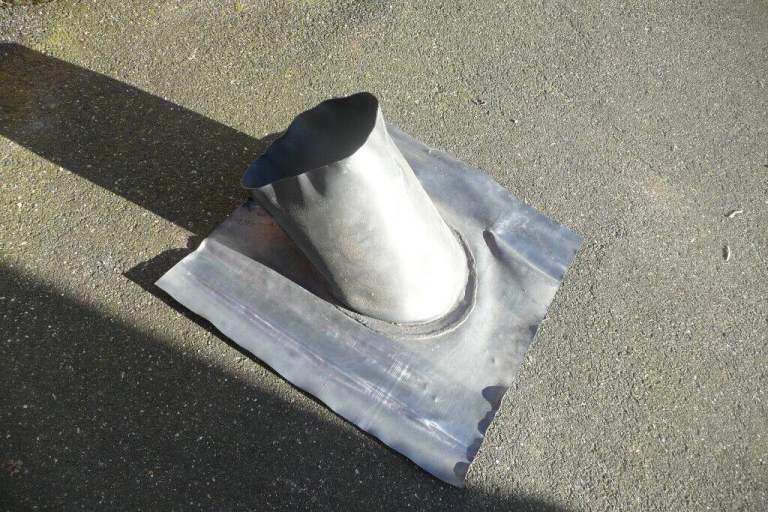 Lead flashing for a chimney 60 x 60cm