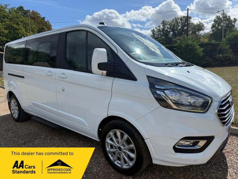 2019 Ford Tourneo Custom 2.0 EcoBlue 130ps Low Roof 8 Seater Titanium MPV DIESEL Manual