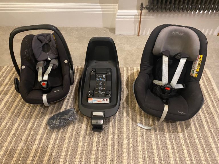 Maxi Cosi car seat set - 2way family base, Pearl and Pebble seats - sell together or separately
