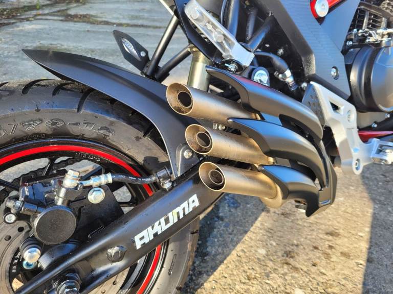 Sinnis, AKUMA, 125cc