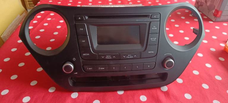 Original radio Hyundai i10 2016 with fascia 