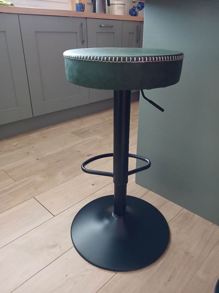 Pair of Breakfast Bar Stools