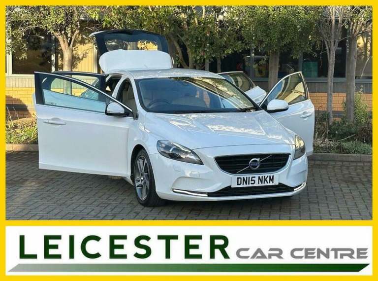 2015 Volvo V40 1.6 D2 SE Lux Euro 5 (s/s) 5dr HATCHBACK Diesel Manual