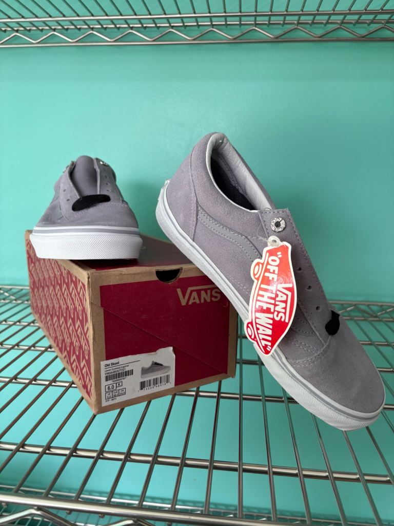 Vans Old Skool Off The Wall Grey White Trainers Jewel Eyelets Womens UK 5 EUR 38