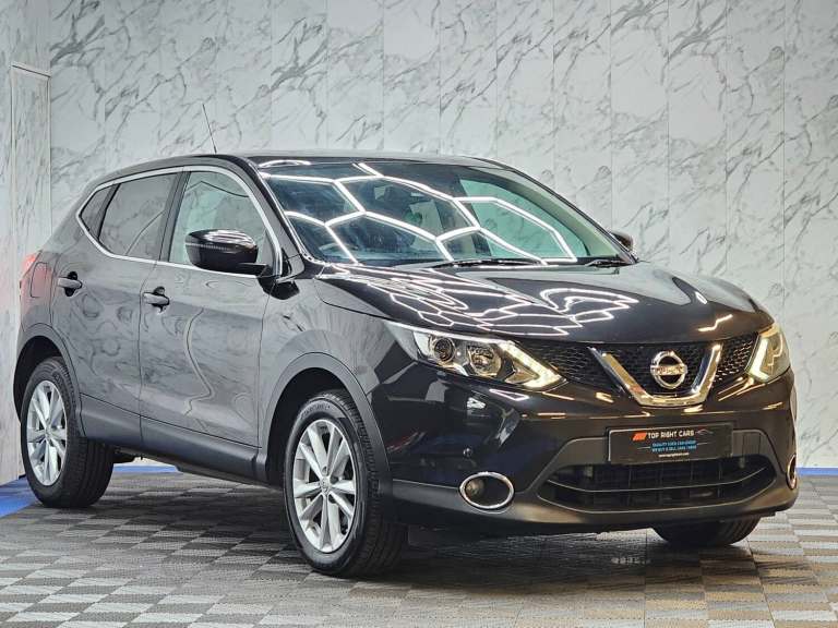 2014 Nissan Qashqai 1.5 dCi Acenta Premium SUV 5dr 2WD (s/s) (110 ps) Diesel Manual HATCHBACK Die...