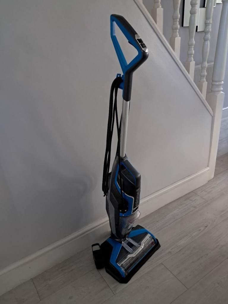 Bissell multi surface brush. Wet and dry