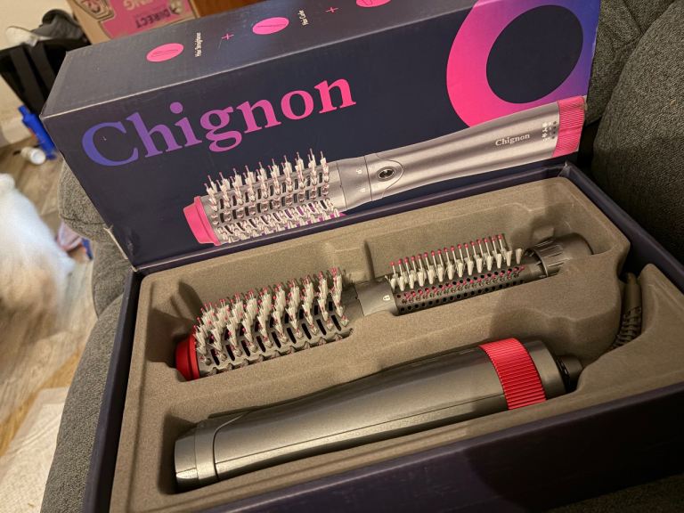 Chignon Hot Air Styler Brush Set – Good Condition