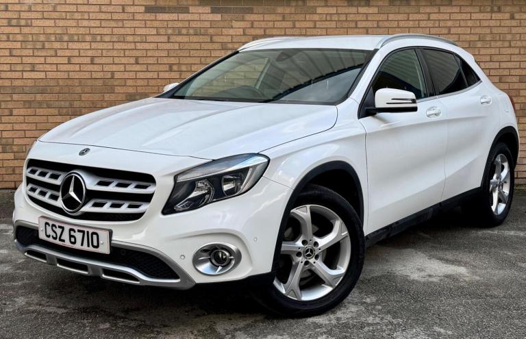 MERCEDES-BENZ GLA CLASS 1.6 GLA200 Sport (Executive) 7G-DCT Euro 6 (s/s) 5dr