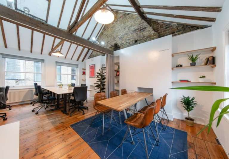 Furnished offices to rent in *Clerkenwell*. Office Spaces for 7 to 21 desks EC1