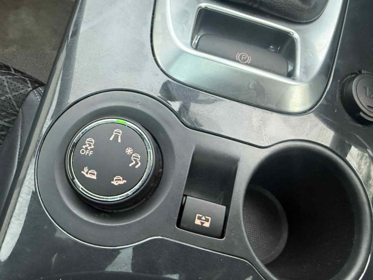 2015 Peugeot 3008 1.2 Puretech Allure 5dr HATCHBACK Petrol Manual