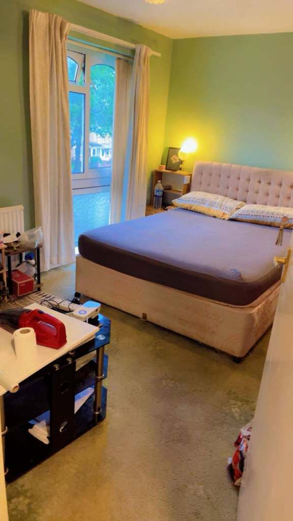 Double room to let (£495per month) for one person only