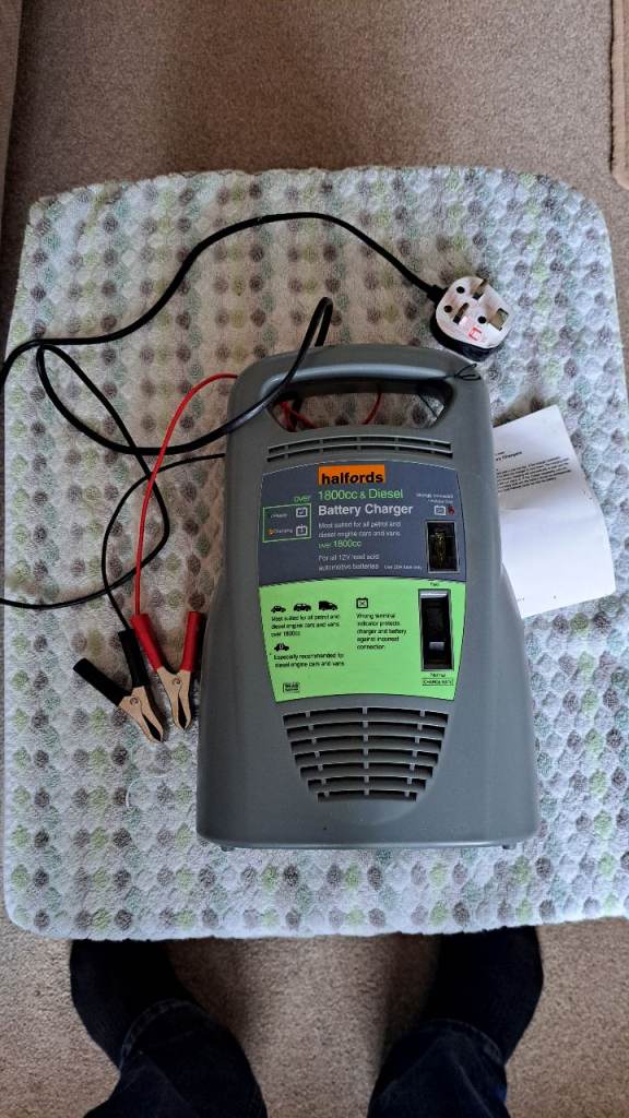 Vehicle battery charger unused