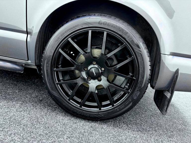 2022 Volkswagen Transporter 2.0 BiTDI T32 Highline Kombi DSG FWD SWB Euro 6 (s/s) 5dr WINDOW VAN ...