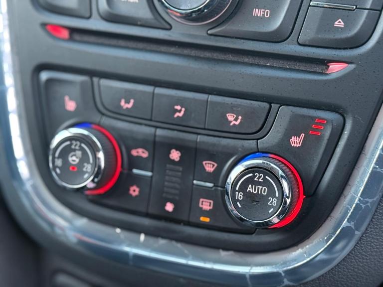 2014 Vauxhall Mokka 1.4T SE 5dr 4WD HATCHBACK PETROL Manual