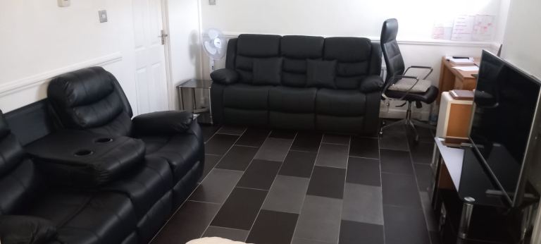 Extra  large double room