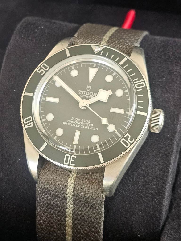 Tudor Black Bay 58 925 Silver – Full Set – Excellent Condition – NATO + OEM Leather Strap