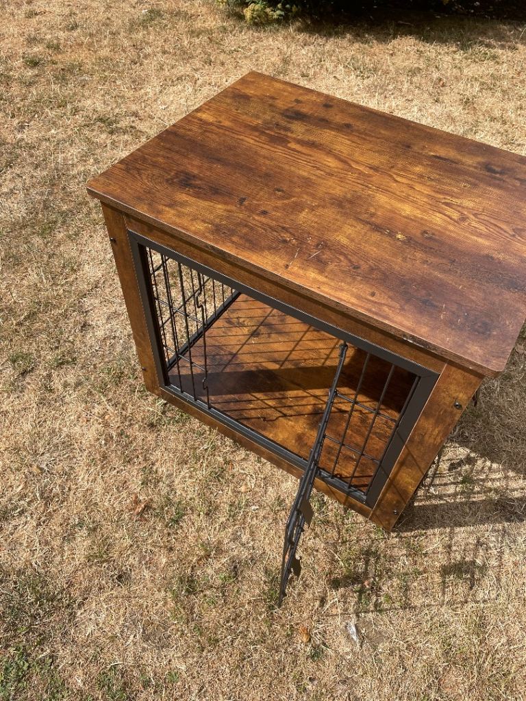 Dog cage 