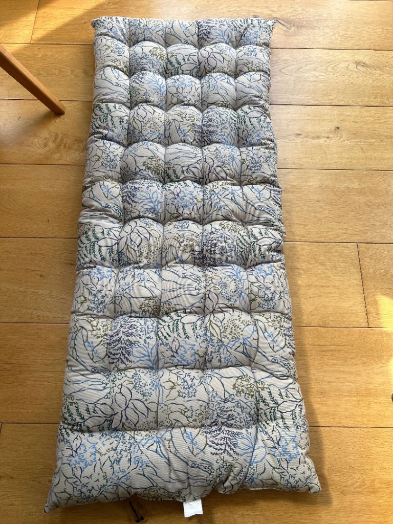 £5 DELIVERY! National Trust Bench Pad