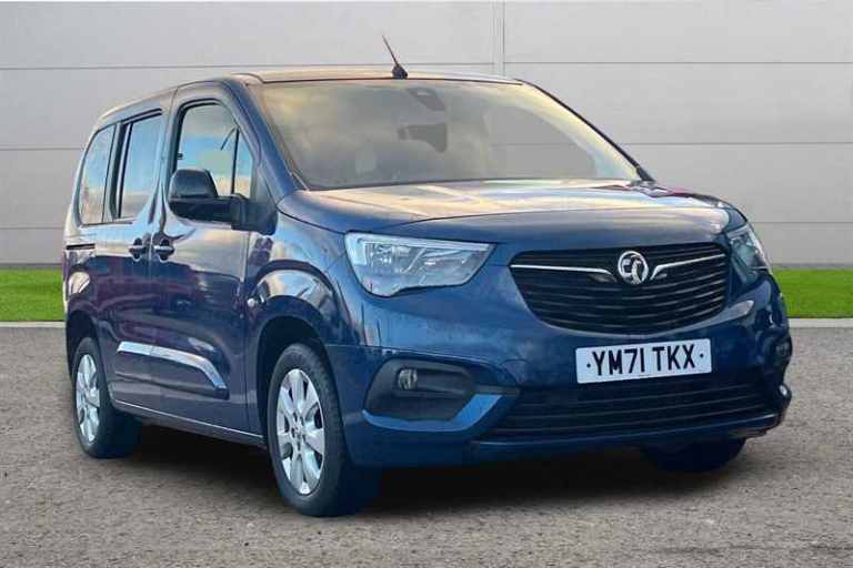 2022 Vauxhall Combo Life 1.5 TURBO D SE 5DR [7 SEAT] MPV Diesel Manual